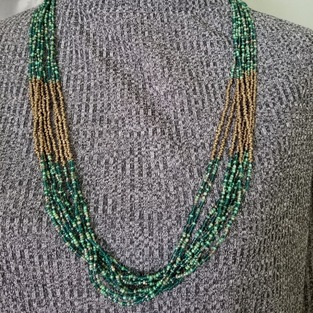 Gold and turquoise green seed bead necklave